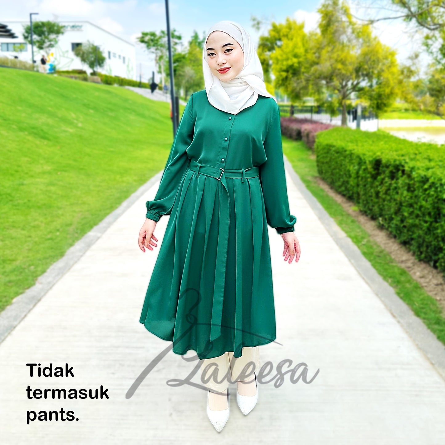 LALEESA BLOUSE QAYLA TB430417 <BF Friendly Series> (TIDAK TERMASUK SKIRT) Long Blouse Muslimah Plus Size Baju Raya 2024