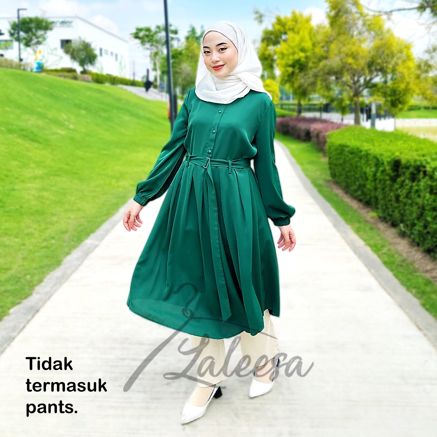 LALEESA BLOUSE QAYLA TB430417 <BF Friendly Series> (TIDAK TERMASUK SKIRT) Long Blouse Muslimah Plus Size Baju Raya 2024